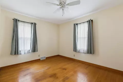 Bedroom - 1024 25th St, Moline, IL 61265 photo 5 of 7