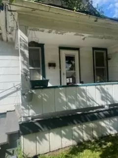 Exterior - 1262 E Logan St, Decatur, IL 62526 photo 2 of 3