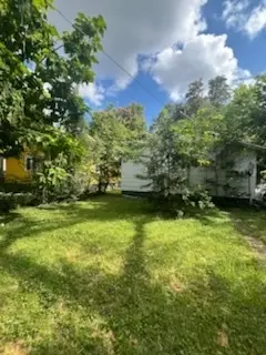 Exterior - 1262 E Logan St, Decatur, IL 62526 photo 3 of 3