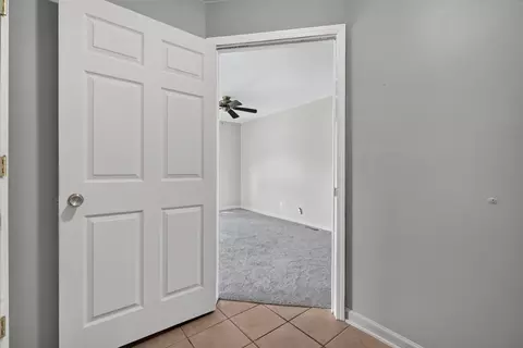 Entry Way - 206 E Waupansie St, Dwight, IL 60420 photo 4 of 4