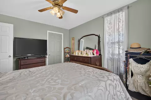 Bedroom - 206 E Waupansie St, Dwight, IL 60420 photo 1 of 6