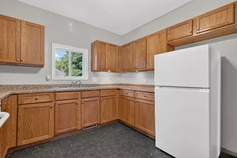 Kitchen - 206 E Waupansie St, Dwight, IL 60420 photo 3 of 5