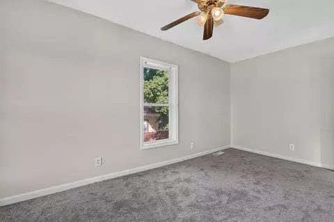 Bedroom - 206 E Waupansie St, Dwight, IL 60420 photo 4 of 6