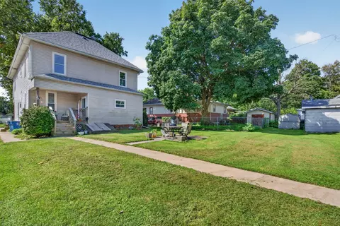 Exterior - 206 E Waupansie St, Dwight, IL 60420 photo 6 of 10