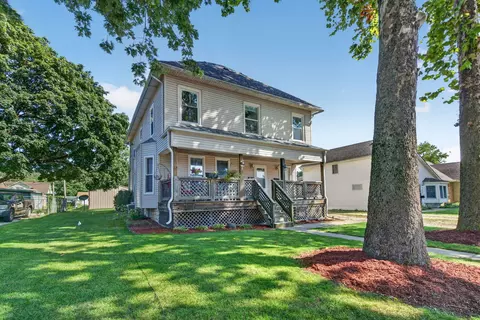 Exterior - 206 E Waupansie St, Dwight, IL 60420 photo 10 of 10