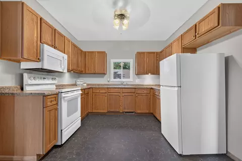 Kitchen - 206 E Waupansie St, Dwight, IL 60420 photo 2 of 5