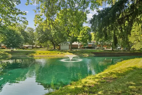 View/Area - 4 Stuart On Oxford St, Rolling Meadows, IL 60008 photo 1 of 1