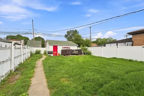 Exterior - 3816 W 84th Pl, Chicago, IL 60652 photo 2 of 3