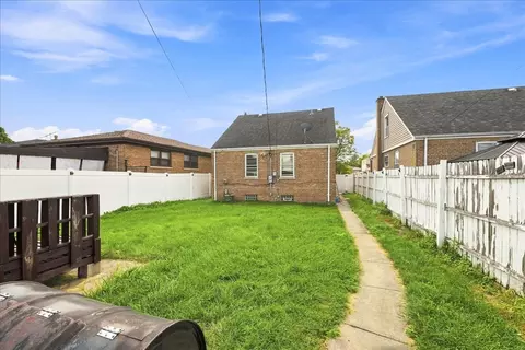 Exterior - 3816 W 84th Pl, Chicago, IL 60652 photo 3 of 3