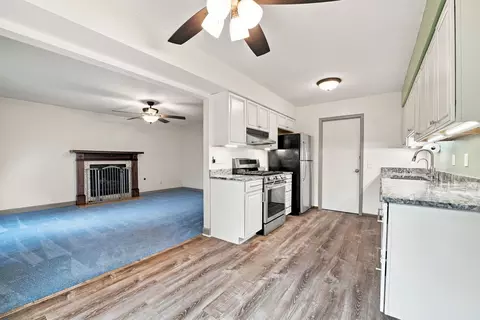 Kitchen - Undisclosed, Aurora, IL 60505 photo 1 of 7