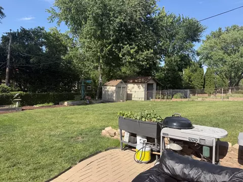 Exterior - 790 Evergreen Ln, Hoffman Estates, IL 60169 photo 6 of 6
