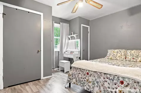 Bedroom - 512 Silbury Ct, Mchenry, IL 60050 photo 2 of 4