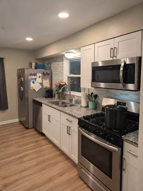 Kitchen - 16733 Crane Ave, Hazel Crest, IL 60429 photo 1 of 2