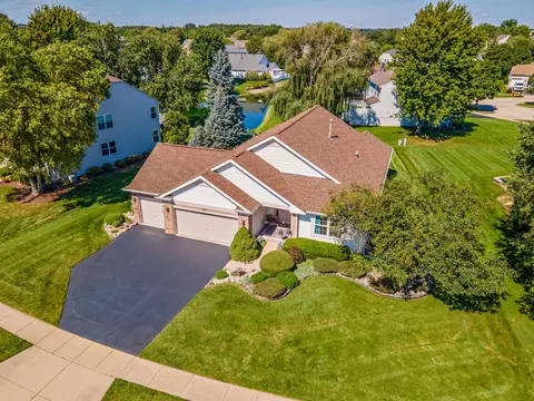 View/Area - 3912 Boone Creek Cir, Mchenry, IL 60050 photo 2 of 7