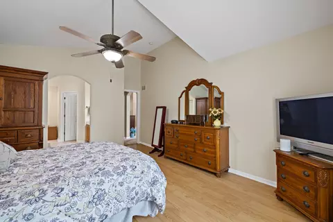Bedroom - 3912 Boone Creek Cir, Mchenry, IL 60050 photo 2 of 4