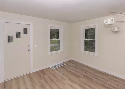 Living - 5320 33rd Ave, Moline, IL 61265 photo 1 of 5