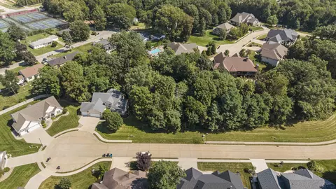 31 Chippiannock Pl, Rock Island, IL 61201