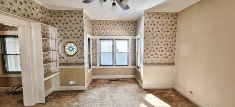 Living - 416 E Benton St, Morris, IL 60450 photo 4 of 6
