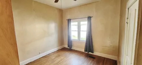 Bedroom - 416 E Benton St, Morris, IL 60450 photo 2 of 4