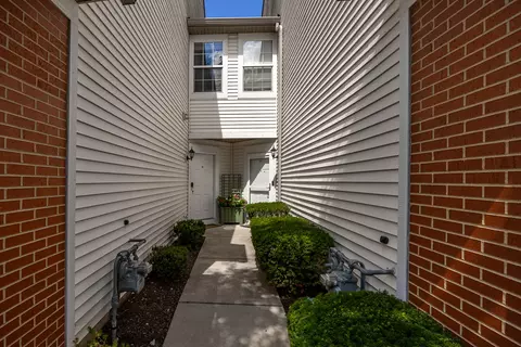 Entry Way - 24013 W Walnut Cir W, Plainfield, IL 60585 photo 1 of 1