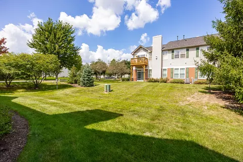 Exterior - 24013 W Walnut Cir W, Plainfield, IL 60585 photo 5 of 6