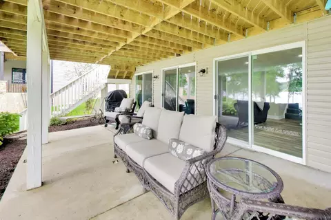 Exterior - 1929 Baintree Rd, Lake Summerset, IL 61019 photo 4 of 9