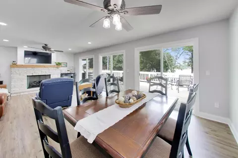 Dining - 1929 Baintree Rd, Lake Summerset, IL 61019 photo 2 of 3