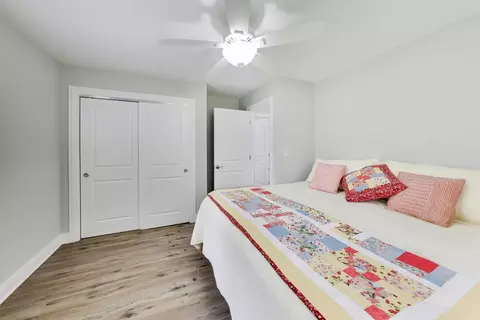 Bedroom - 1929 Baintree Rd, Lake Summerset, IL 61019 photo 5 of 8