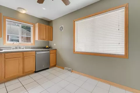 Kitchen - 2808 S 10th Ave, Broadview, IL 60155 photo 3 of 4
