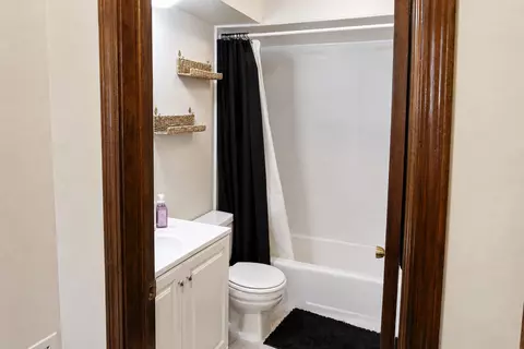 Bath - 1302 E Washington St #B1, Des Plaines, IL 60016 photo 1 of 6