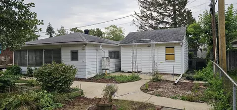 Exterior - 2402 Cedar St, Rolling Meadows, IL 60008 photo 12 of 16