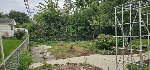Exterior - 2402 Cedar St, Rolling Meadows, IL 60008 photo 8 of 16