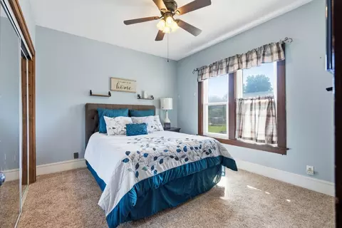Bedroom - 3155 18th Ave, Moline, IL 61265 photo 1 of 3