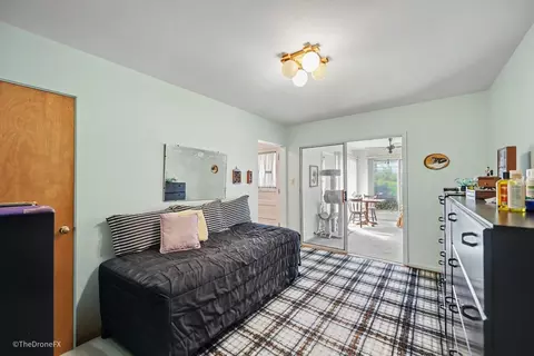 Bedroom - 1006 Arbor Ave, Wheaton, IL 60189 photo 3 of 3
