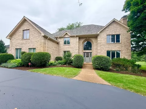 28278 Gray Barn Ln, Lake Barrington, IL 60010