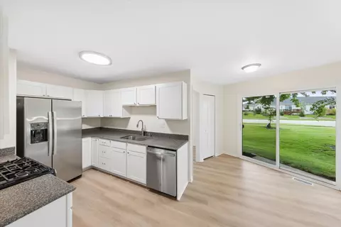 Kitchen - 403 Monet Cir, Bolingbrook, IL 60440 photo 2 of 2