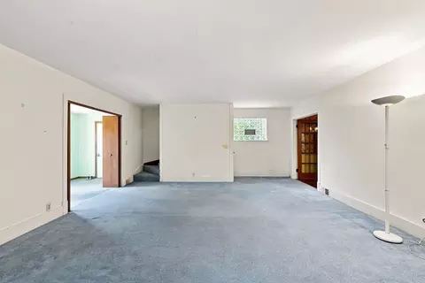 Living - 39132 N Mound Ave, Spring Grove, IL 60081 photo 3 of 4