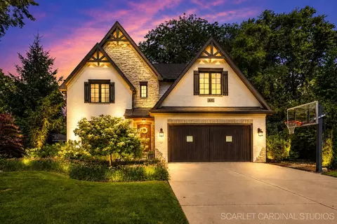 Exterior - 835 S Wright St, Naperville, IL 60540 photo 2 of 7