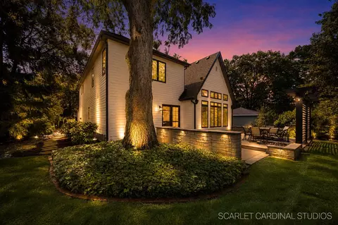 Exterior - 835 S Wright St, Naperville, IL 60540 photo 6 of 7