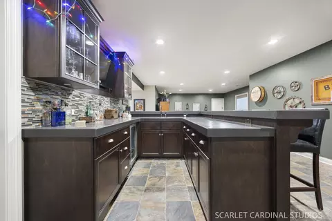 Kitchen - 835 S Wright St, Naperville, IL 60540 photo 4 of 4