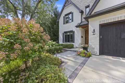 Exterior - 835 S Wright St, Naperville, IL 60540 photo 3 of 7