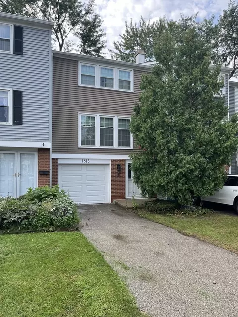 1813 Bromley Ct, Schaumburg, IL 60194