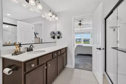 Bath - 12649 S Potomac Dr, Plainfield, IL 60585 photo 1 of 2
