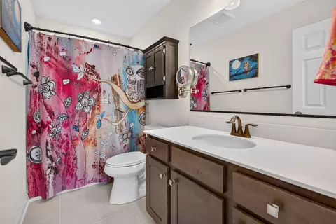 Bath - 12649 S Potomac Dr, Plainfield, IL 60585 photo 2 of 2