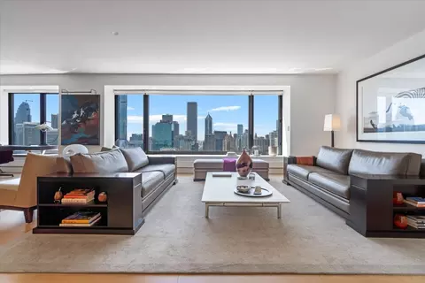 Living - 161 E Chicago Ave #33C, Chicago, IL 60611 photo 1 of 5