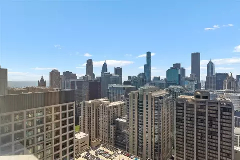 View/Area - 161 E Chicago Ave #33C, Chicago, IL 60611 photo 1 of 5