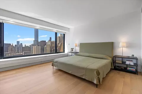 Bedroom - 161 E Chicago Ave #33C, Chicago, IL 60611 photo 1 of 4