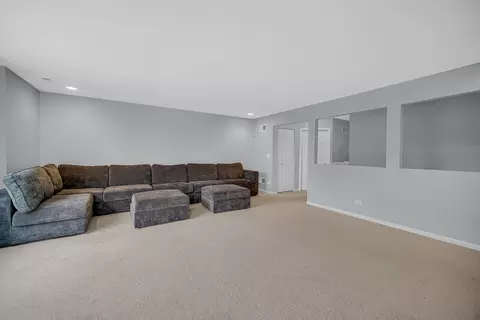 Living - 2634 Williamsburg Dr, Algonquin, IL 60102 photo 1 of 1
