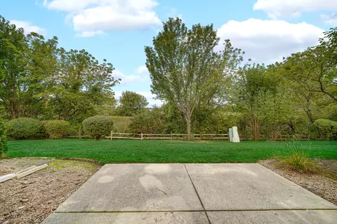 Exterior - 2634 Williamsburg Dr, Algonquin, IL 60102 photo 2 of 5