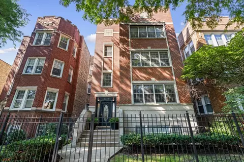 2032 W Farragut Ave #2, Chicago, IL 60625